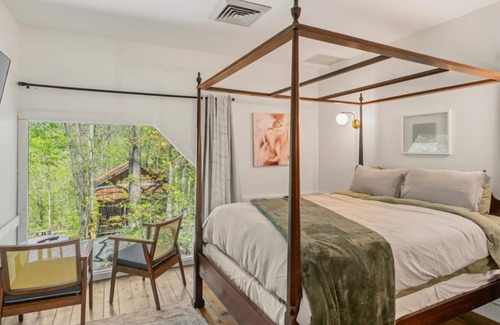Townsend Hotel | Tree-View Room | 4-Poster Bed | Walk-In Shower + Coffee