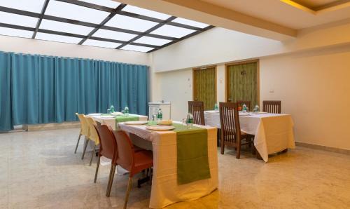 Bengaluru Hotel | Treebo Anjani Fortune Suites