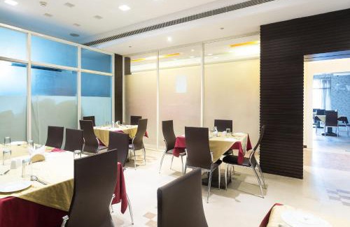 Attapur Hotel | Treebo Fort Club