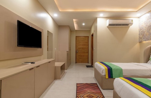 Sector 51 Hotel | Treebo Mr. J, Sec 51