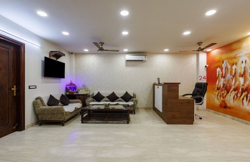 Sector 15 Hotel | Treebo MVM Residency