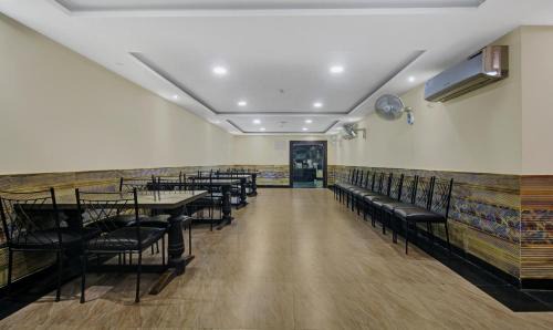Kalighat Hotel | Treebo Naman'S Inn Near Kalighat Mandir