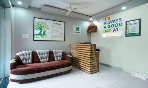 Ranchi Hotel | Treebo NPS Grand, Ranchi Railway Station