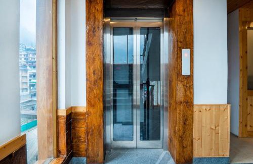 New Manali Hotel | Treebo Premium Sattva With Mountain View