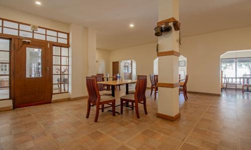 Kannur Hotel | Treebo Sadhoo Heritage