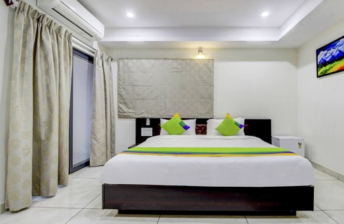 RR Nagar Hotel | Treebo Sampradaya Bistro, Mailasandra