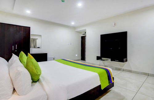 RR Nagar Hotel | Treebo Sampradaya Bistro, Mailasandra