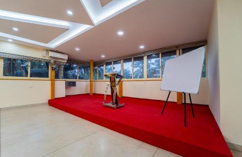 Guruvayur Hotel | Treebo Sree Varshavilas Regency, 2 Mins From Guruvayoor Temple