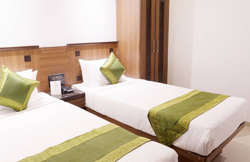 Kurla West Hotel | Treebo Trend Olive Inn