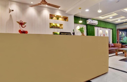 Rau Hotel | Treebo Trend SY21