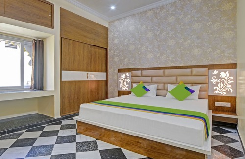 Central Area Hotel | Treebo Trend Vishvam Residency