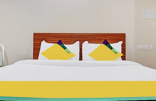 Pune Hotel | Treebo Trip Sai Krupa