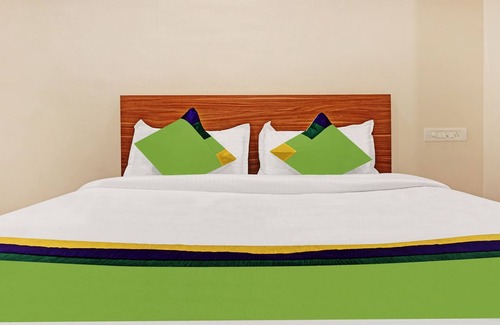 Pune Hotel | Treebo Trip Sai Krupa