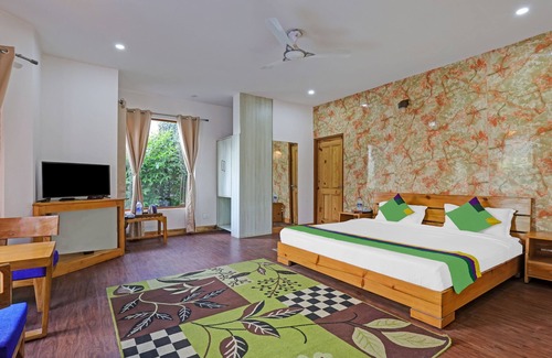 Bhimtal Hotel | Treebo Vista Lago With Lake View