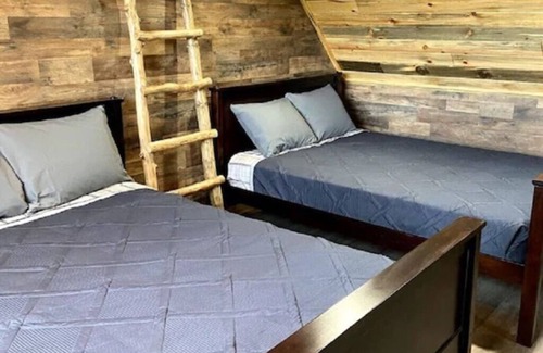 Angel Fire Bed & Breakfast | TREEHOUSE Bed & Breakfast with stunning mountain views