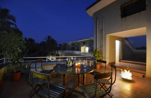 Fatona Villa | TreeHouse Blue Hotel & Villas