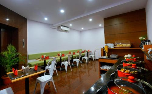 Panaji Hotel | TreeHouse Neptune Inn