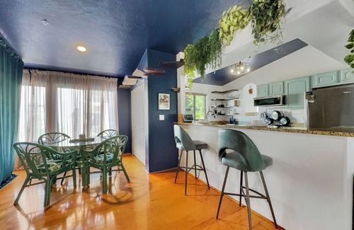 Rio Del Sol House | Treehouse Vibe Special Studio! 30 Night Min.