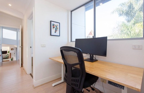 Beaconsfield Apartment | Treetop Retreat - Spacious modern home with pool