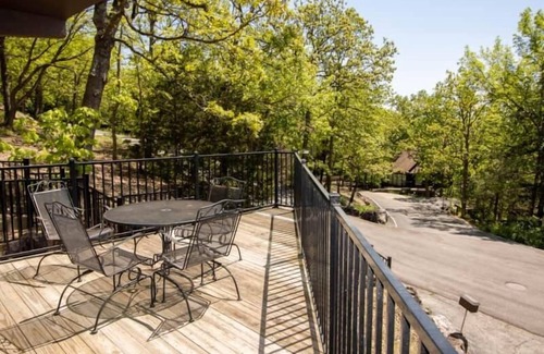 Rocky Mount House | Treetop Village52-3Bed/3Bath/Pools/Dock/Pickleball/Fitness Center-6-8PP-Four Seasons Area