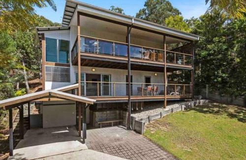 Point Lookout House | Treetops on Tramican - Ocean View - sleeps 10