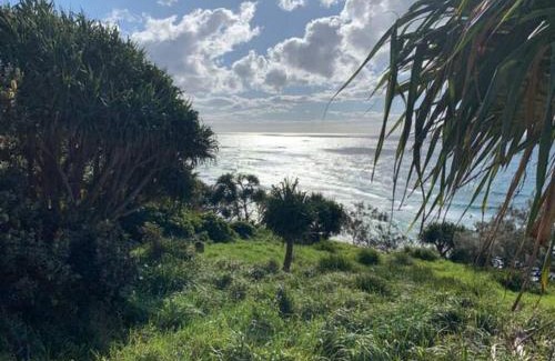 Point Lookout House | Treetops on Tramican - Ocean View - sleeps 10