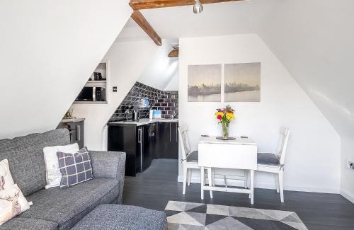 Bungay House | Treetops - Uk49523
