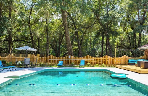Meridian House | Tremendous House 4BR 2.5BA - Huge pool