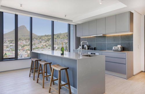 Bo'Kaap Apartment | Trendy 2 Bedroom Apartment in De Waterkant