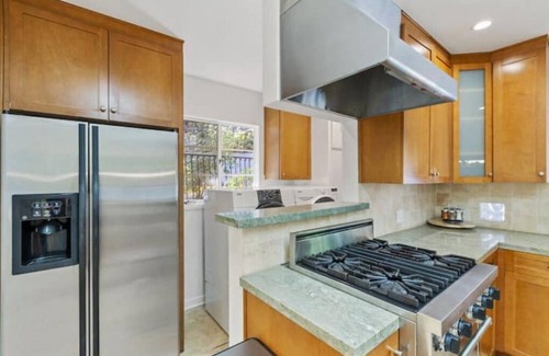 Beachwood Canyon House | Trendy 3bd 3bth Hollywoodland Hideaway