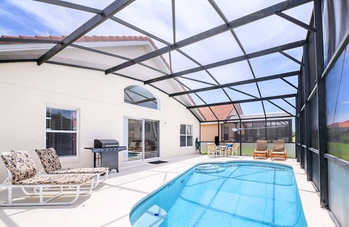 Solana House | Trendy 4BR Home - Pool, BBQ, Games - Near Disney!