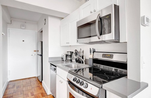 Corey Hill Apartment | Trendy Brookline Studio w/Gym & W/D, steps to Green Line, by Blueground