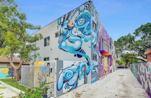 Allapattah Apartment | Trendy Elevated Apt 1BR/2BA - Wynwood near Beach!