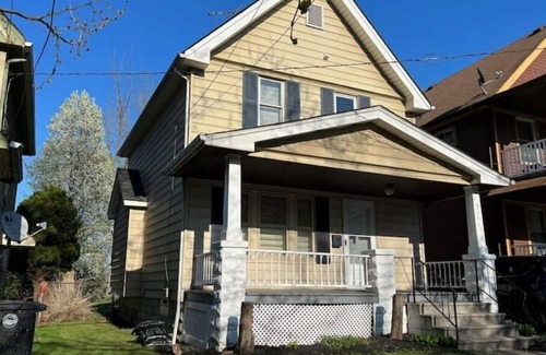 Tremont Apartment | Trendy in Tremont, Lower CLE