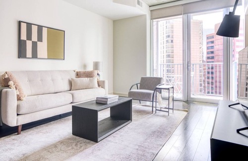 Uptown Apartment | Trendy Upper Downtown 1BR w/ Gym & Pool near 16th St Mall, by Blueground