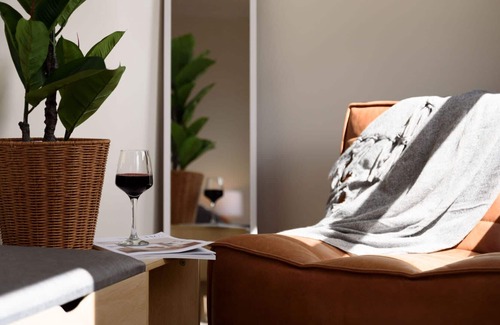 Trentham Villa | Trentham Central Villas, Villa 1