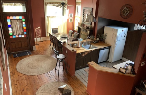 Covington House | Tres House - an experience, three floors high.