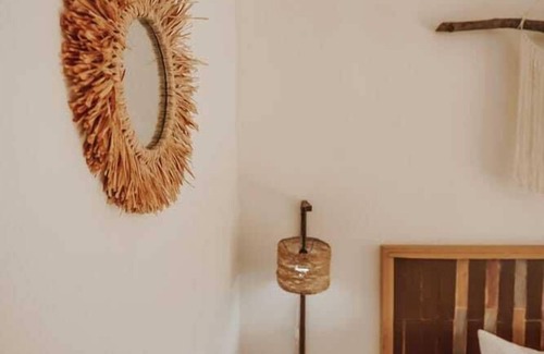 Elota Hotel | Tres Velas Surf