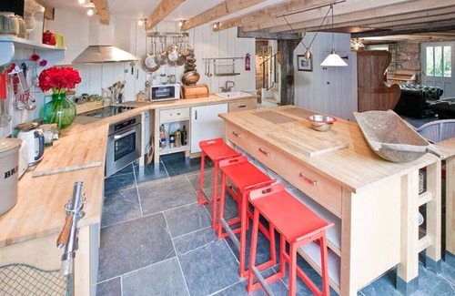Sennen Cove Cottage | Tresillian, Beach House, Sea-views, Large Gardens
