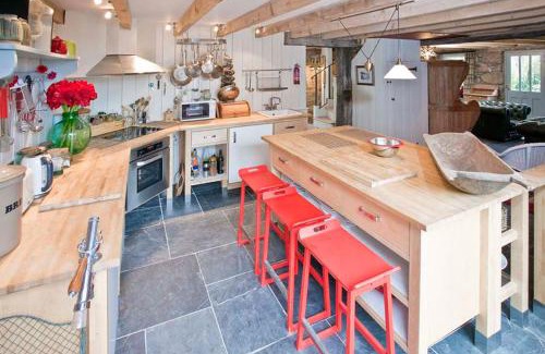 Sennen Cove House | Tresillian, Stunning Spacious Cottage By Beach Sea-views Large Gardens