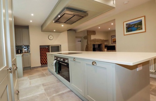 Bodmin Cottage | TRETOIL FARM HOUSE, pet friendly, luxury holiday cottage in Bodmin