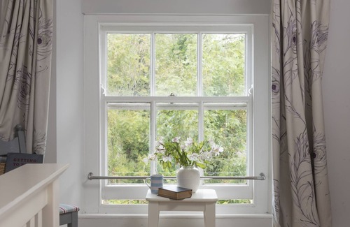 Crantock Cottage | Trevethen Cottage- a traditional cottage in Crantock with parking