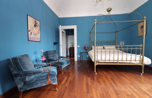 Repubblica Bed & Breakfast | Trevi palazzo storico B&B La Suite Blu