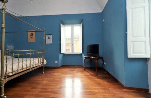 Repubblica Bed & Breakfast | Trevi palazzo storico B&B La Suite Blu