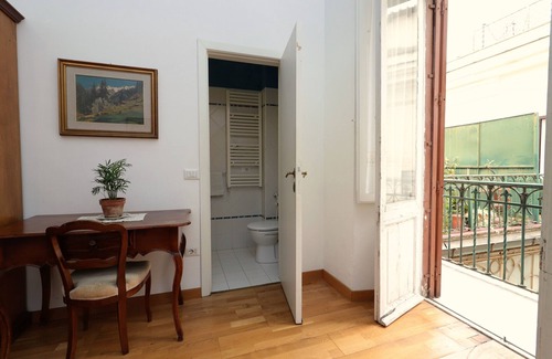 Repubblica Bed & Breakfast | Trevi palazzo storico suite B&B