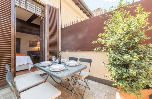 Rione II Trevi Apartment | Trevi's Roof Terraces