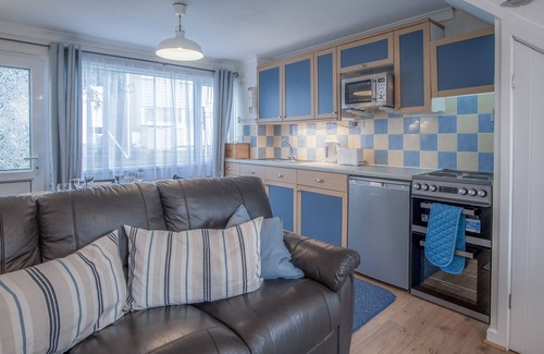 Pembroke Ski Chalet | Trewent Park - 2 Bed - Freshwater East