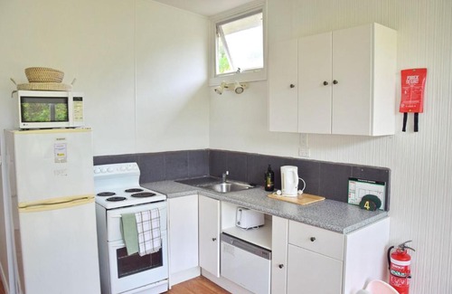 Arakoon Cabin | Trial Bay Beach Cabin 4 - Bring your own linen.