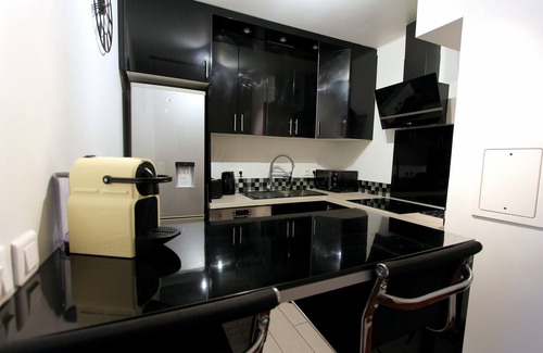 Serris Apartment | TRIANONS5 ~ 6 travelers + parking - 15min walk Disneyland