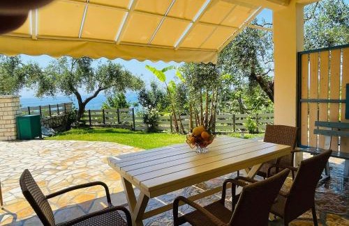 Lygia House | Triantis Apartments